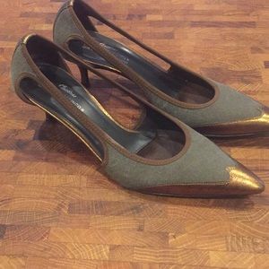 Donald J Pliner low heels.